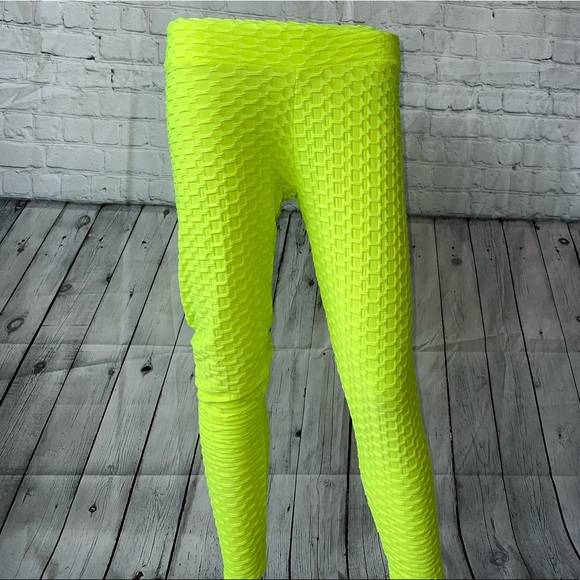 Pants - Neon Bright Yellow Leggings size M